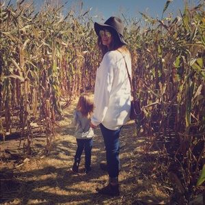 Meet your Posher, Justine